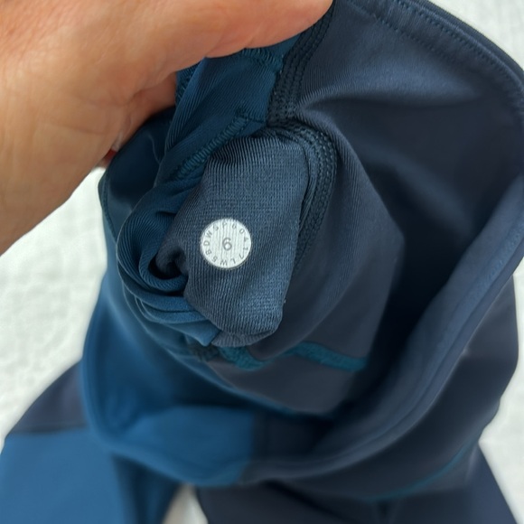 Lululemon Wunder under special edition leggings.  7/8 lengthy. - Picture 8 of 17